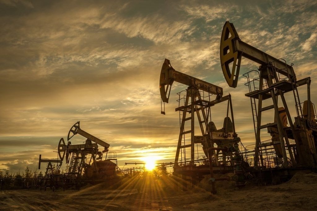 “The market is untradeable”, oil traders grapple with extreme volatility