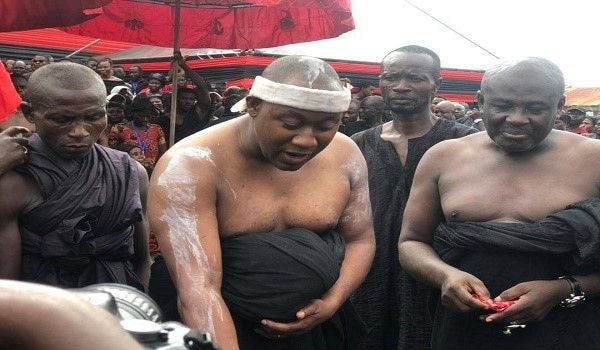 Atebubu Youth Development Club congratulates newly enstooled Paramount Chief