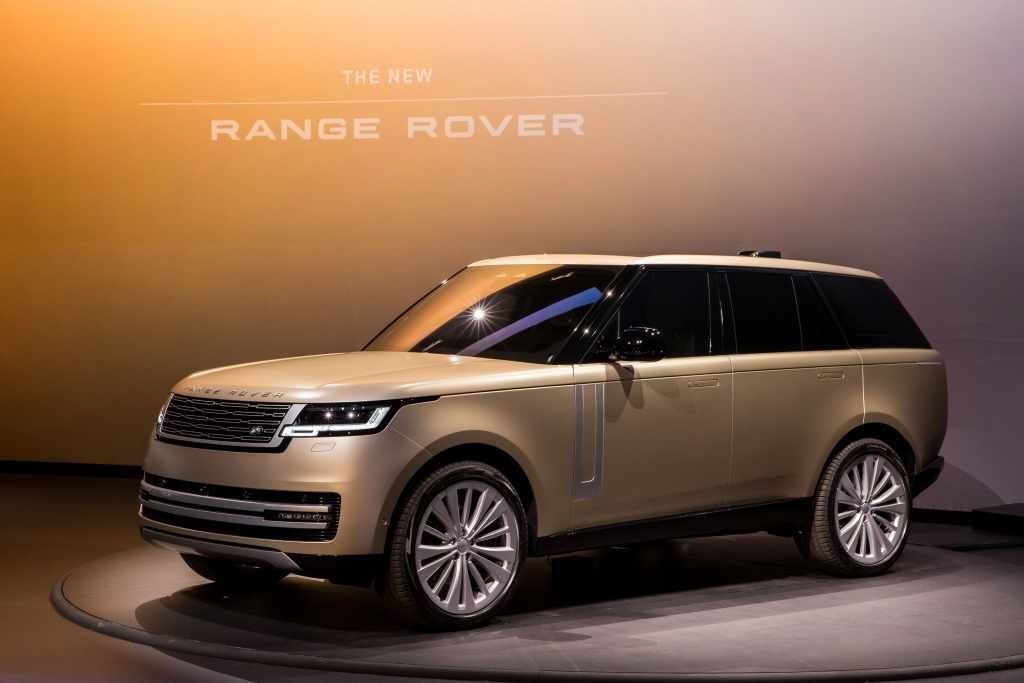 Land Rover Premiers the New Range Rover in Ghana