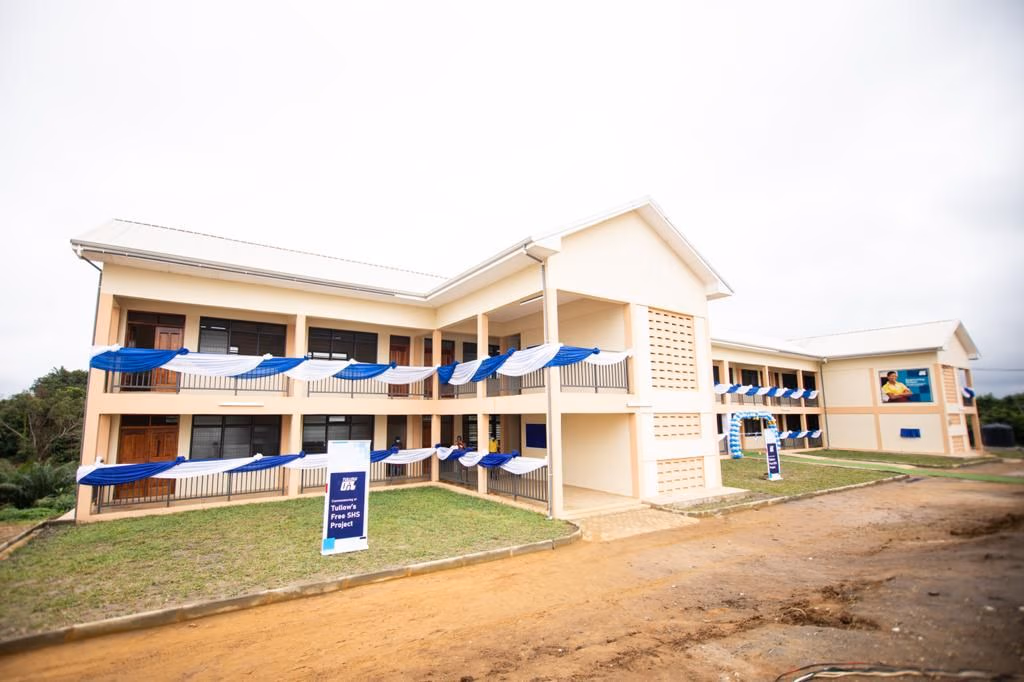 Bonzo-Kaku SHS gets fully furnished 12-unit classroom block