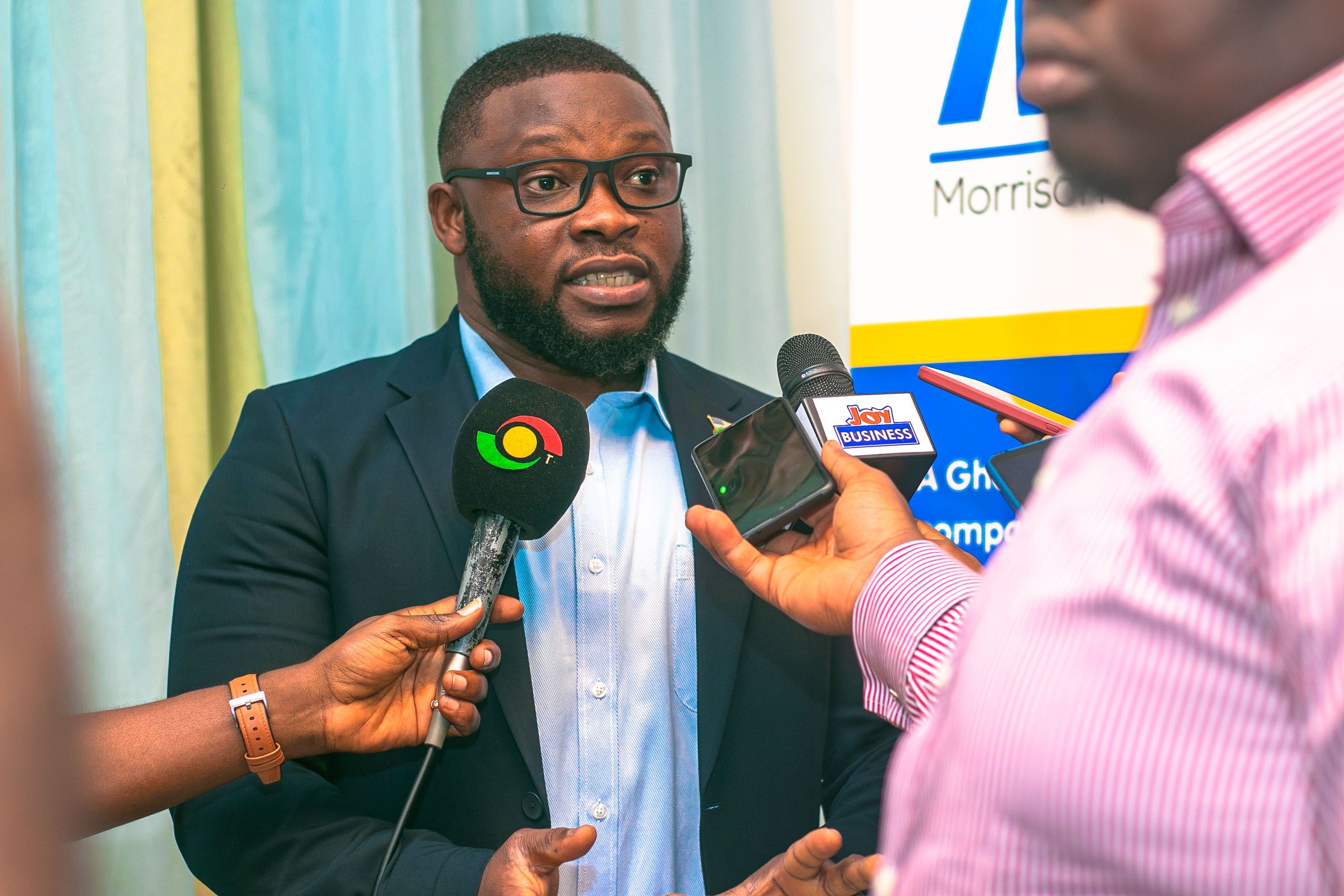 Prioritise efficient background checks on employees for security