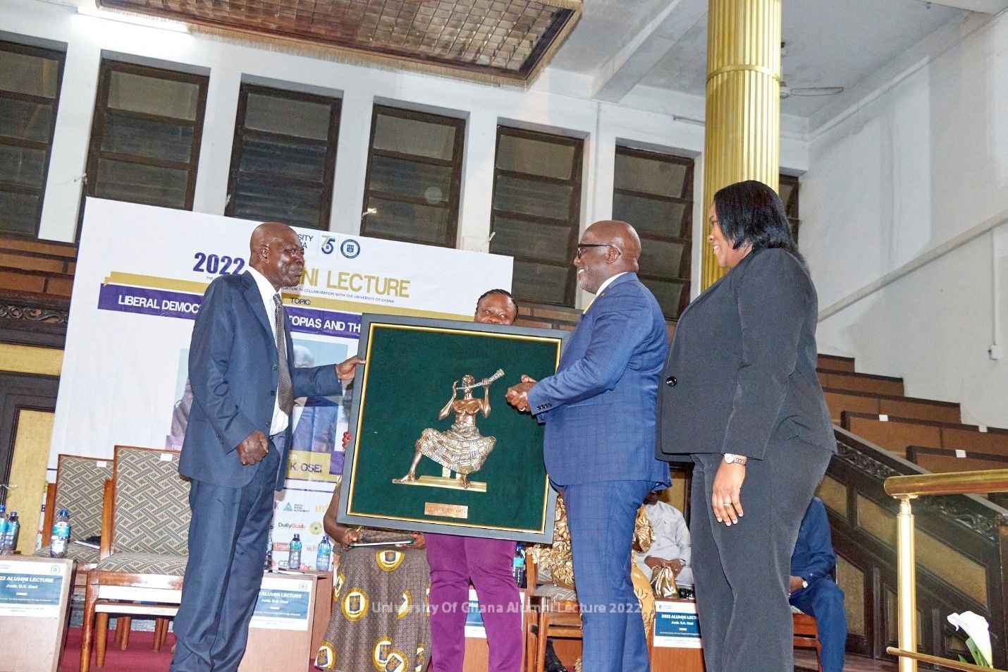 UMB celebrates Amb Osei as he delivers 2022 University of Ghana Alumni Lecture