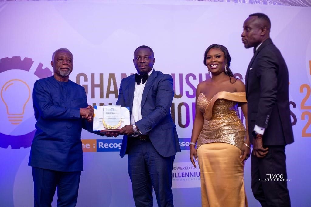 Safare Tissue wins fastest growing tissue brand of the year