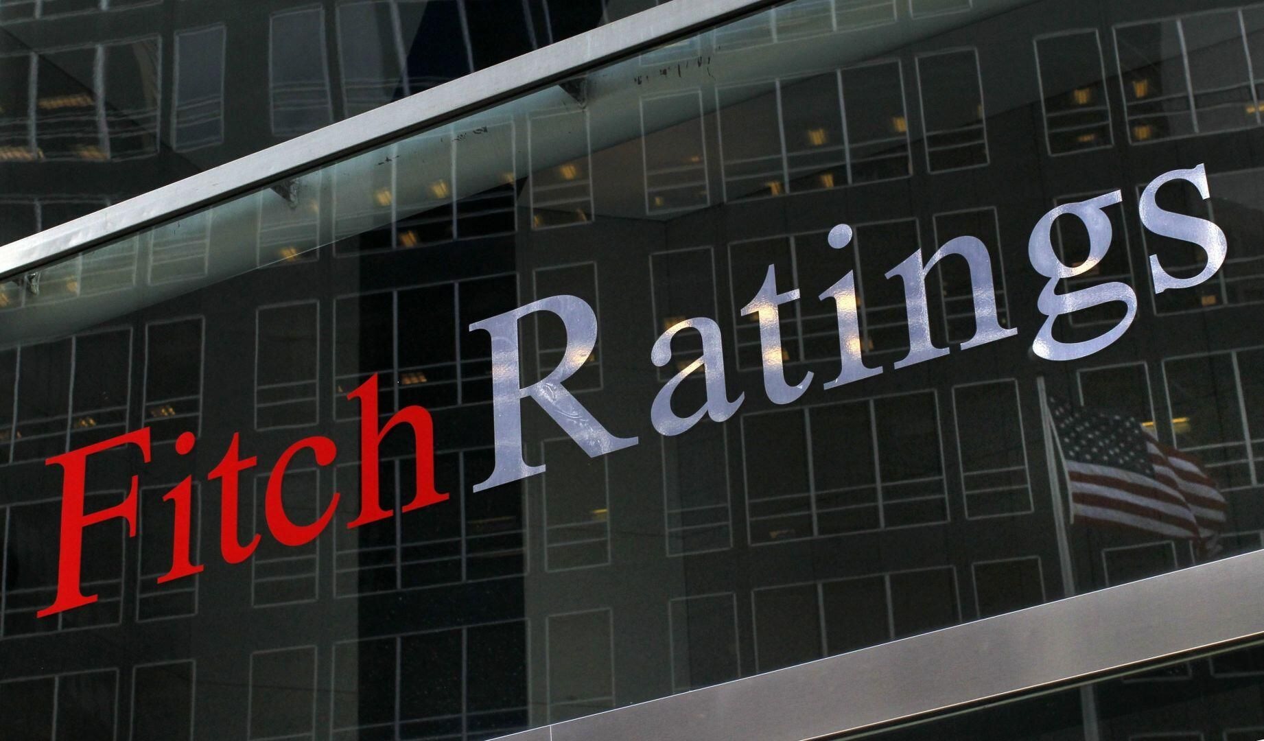Fitch downgrades Long-Term Local-Currency to RD