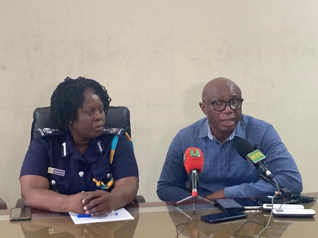 Customs sends warning to importers of paper products