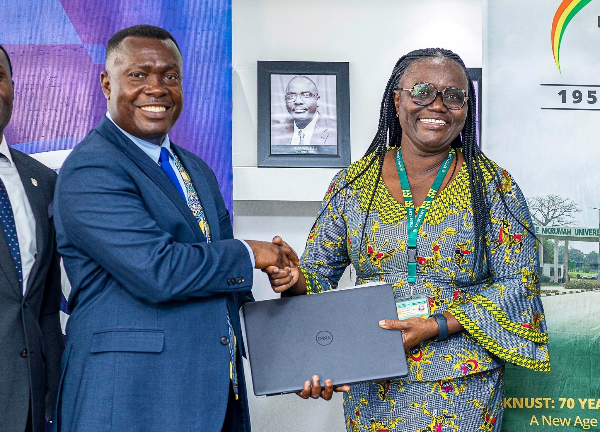 Stanbic Bank fulfils promise to KNUST’s ‘Sonsol’ project