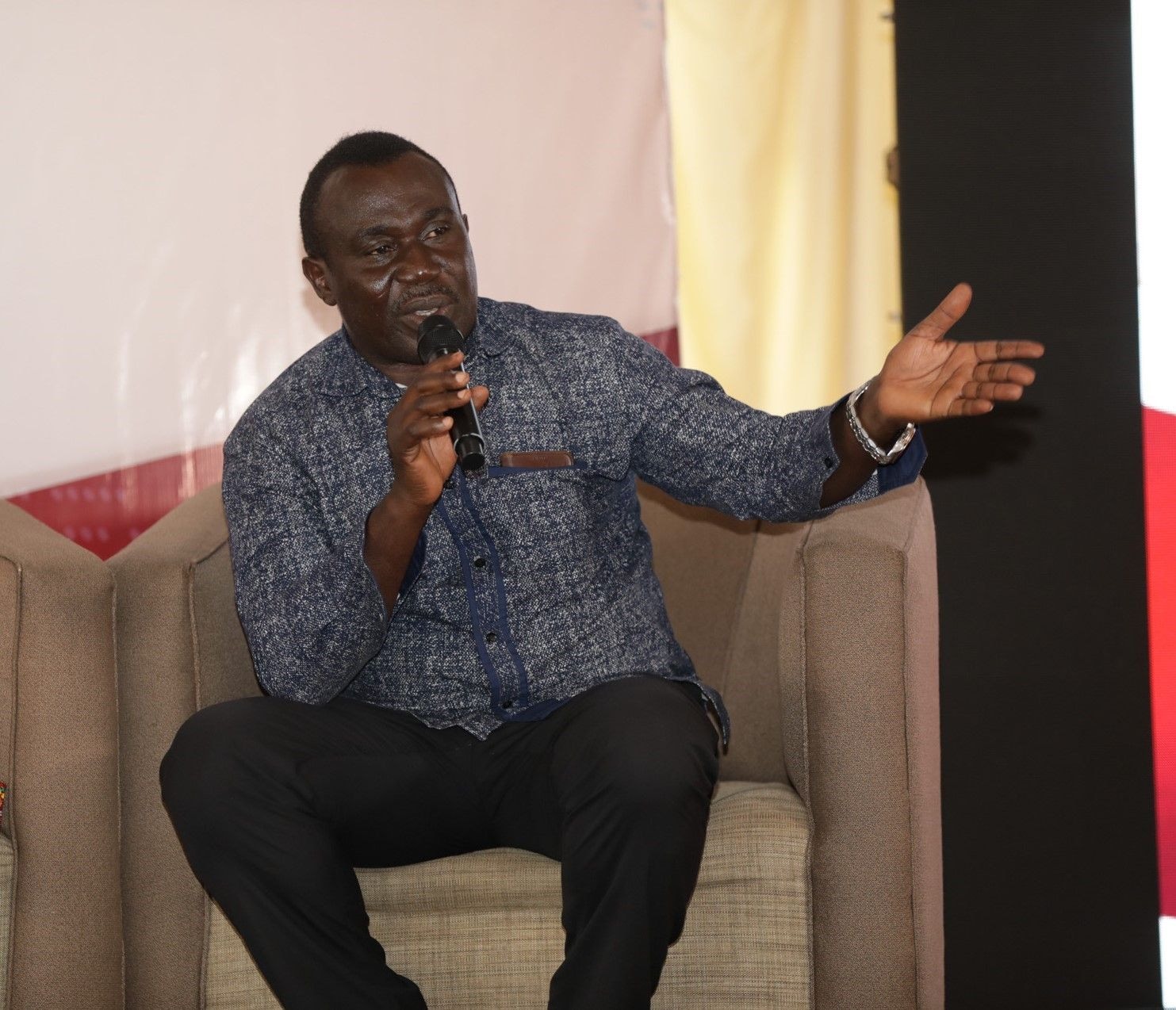 AGI unhappy with business environment