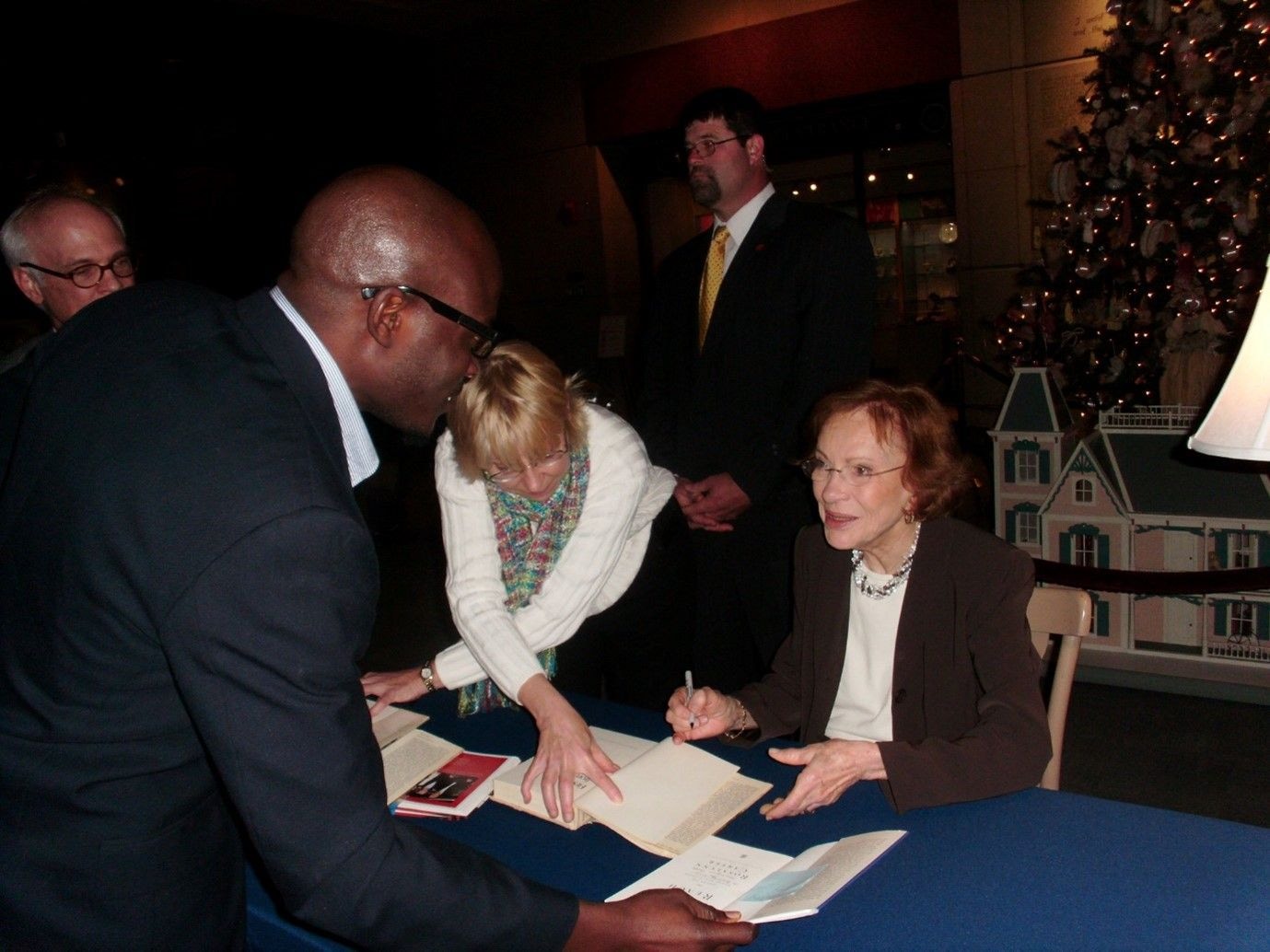 CanoeVibes The Fisherman from Prampram’s encounter with Former US First Lady, Rosalynn Carter