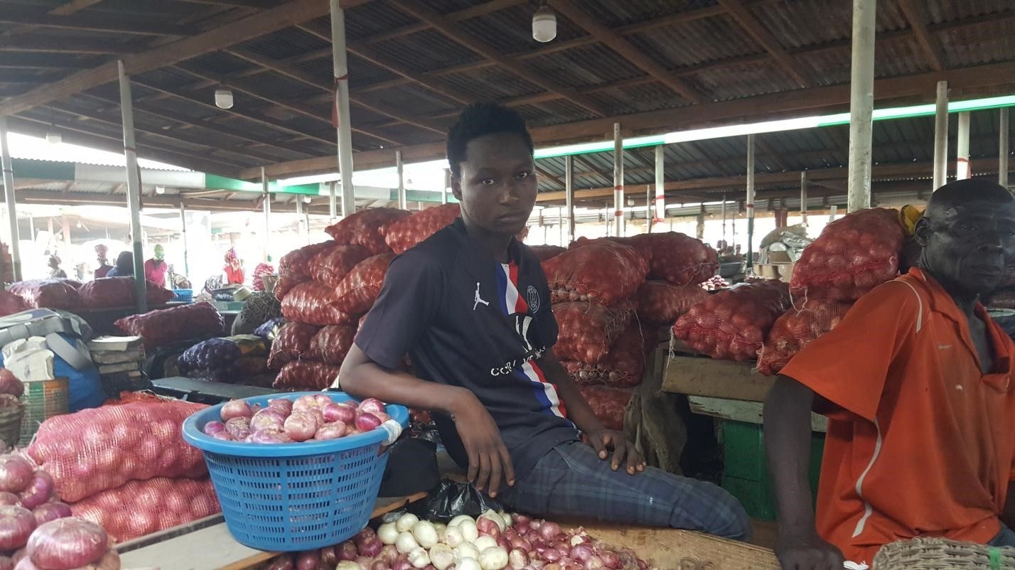 Onion prices continue to soar as traders fear the worst