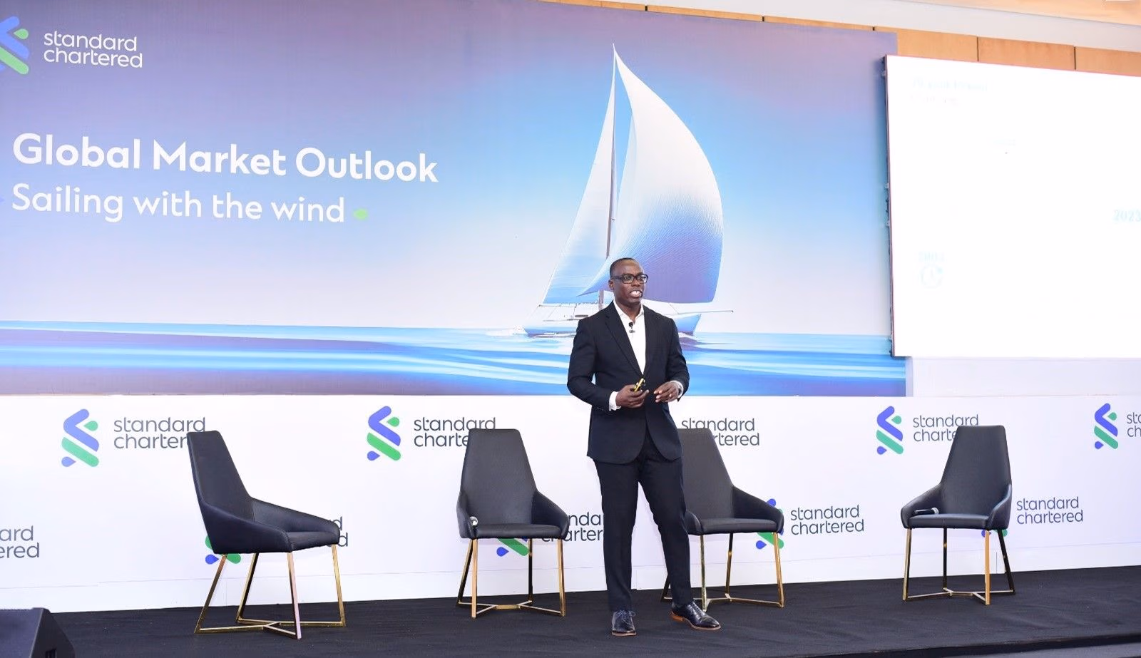 Standard Chartered advocates diversification, global investment strategies in 2024