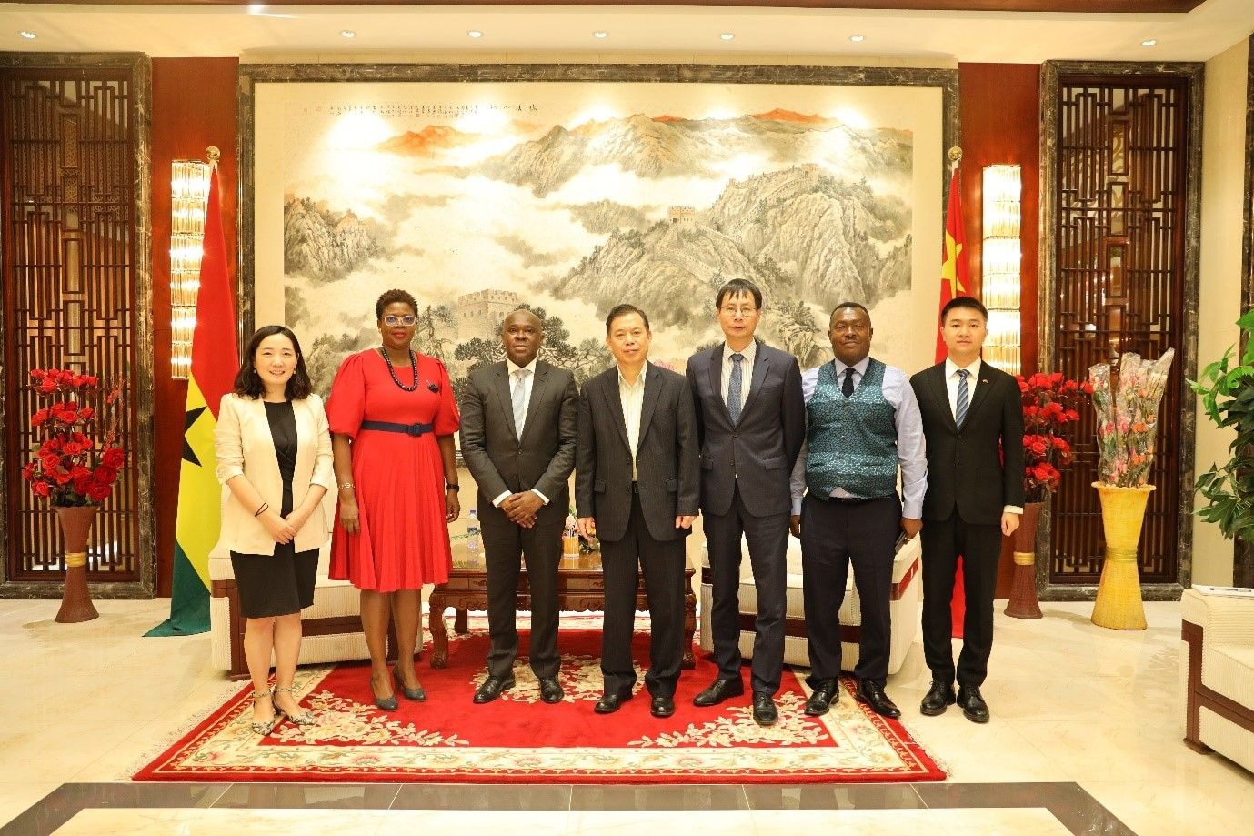 Stanbic team holds discussions with Chinese Ambassador on Ghana China trade