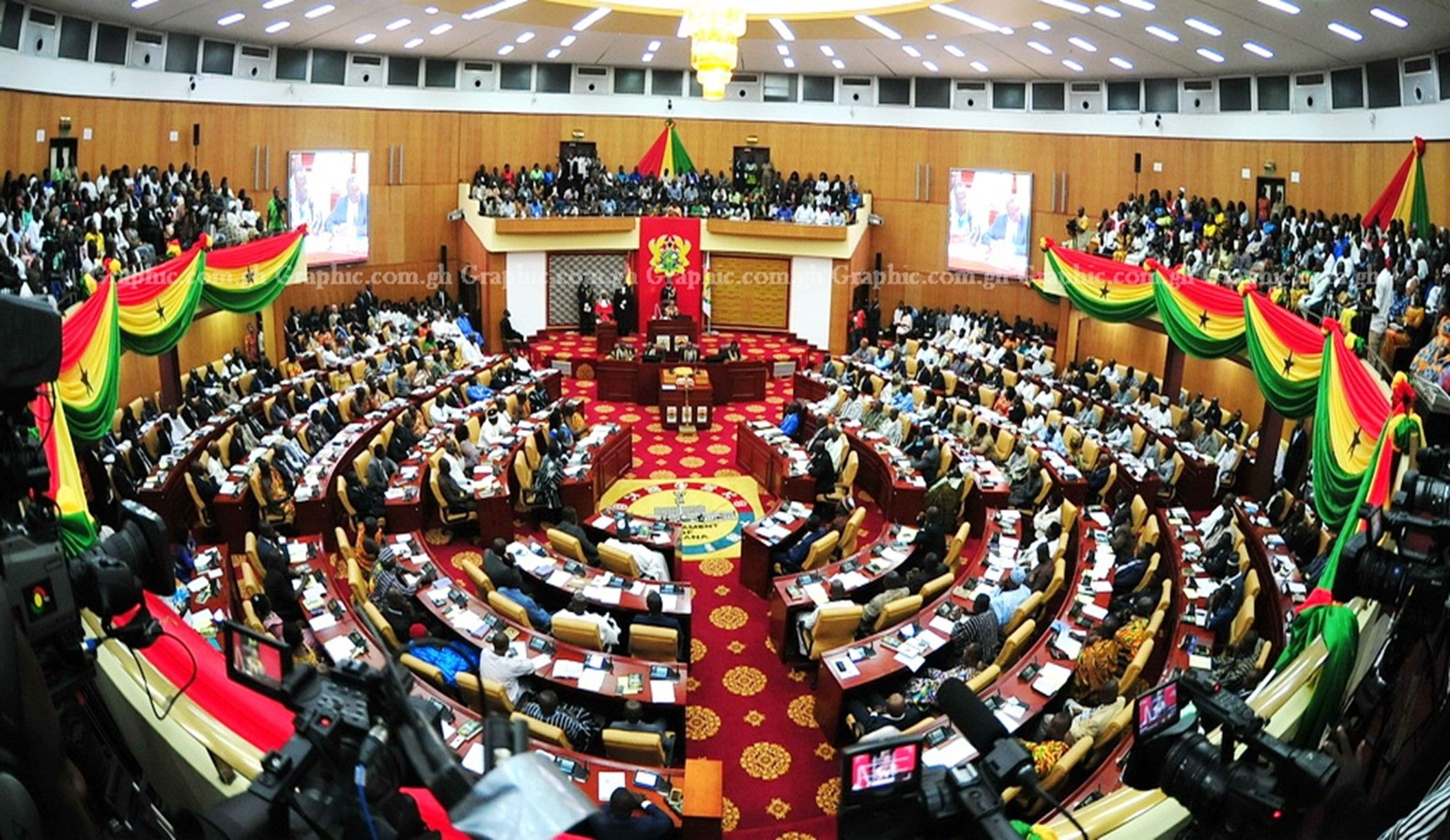 An overview of the 1st Meeting of the 4th Session of the 8th Parliament