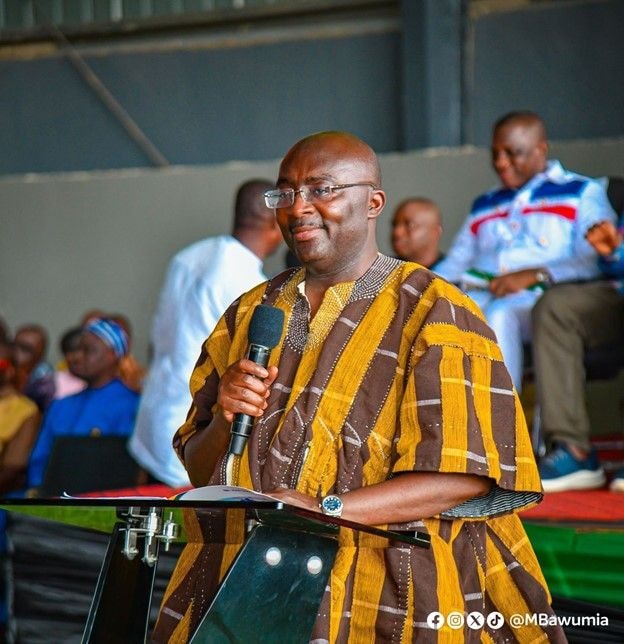 Bawumia promises to reduce electricity costs with solar power