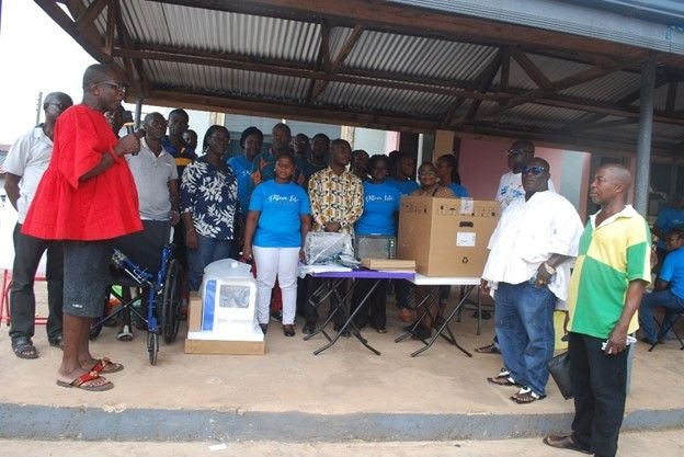 Akyem Awisa Community Clinic receives GHȼ300,000 lab equipment from Akwamuhene