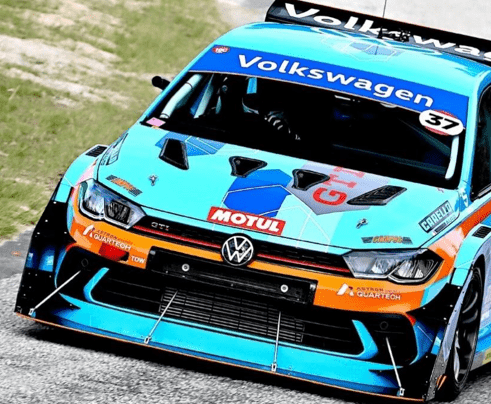 Volkswagen Motorsport shines in unique ‘Top of the Hill’ race