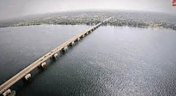 Heading east for some indulgence along the Lower Volta River at Sogakope.