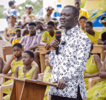 Victor Yaw Asante Foundation renovates ICT lab at Mamfe Methodist JHS