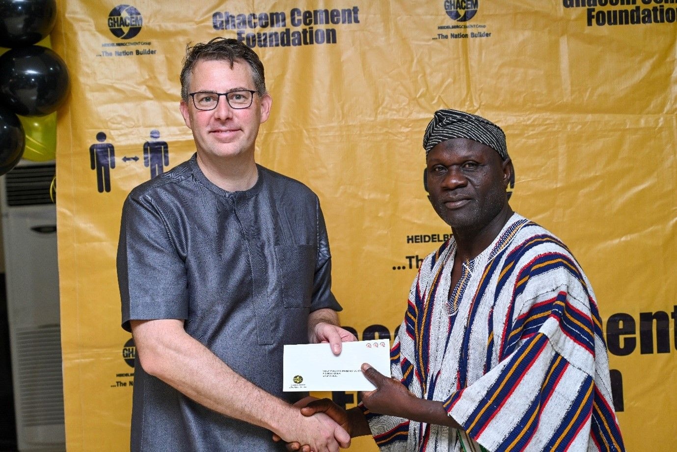 GHACEM Foundation donates 10,000 bags to Northern schools and hospitals