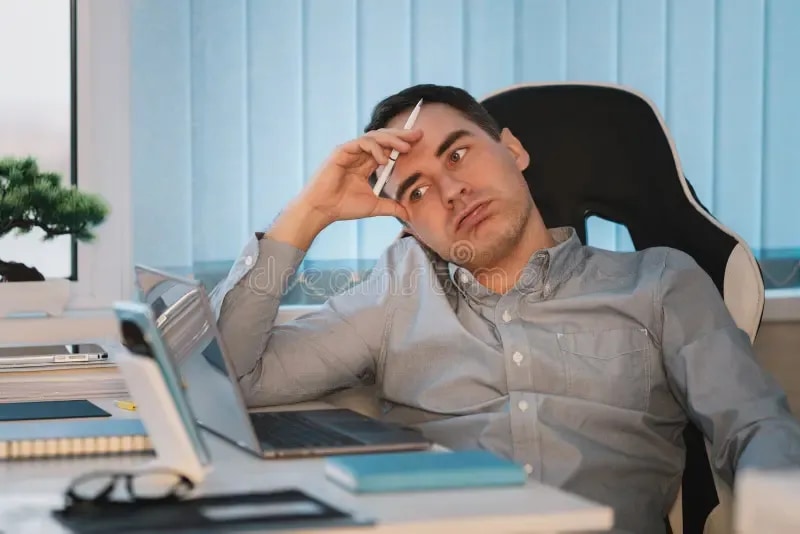 Strategic action to address workplace challenges amid negative employee satisfaction