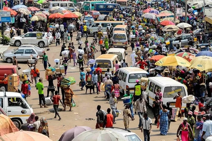 Economy maintains upward momentum in October 2025