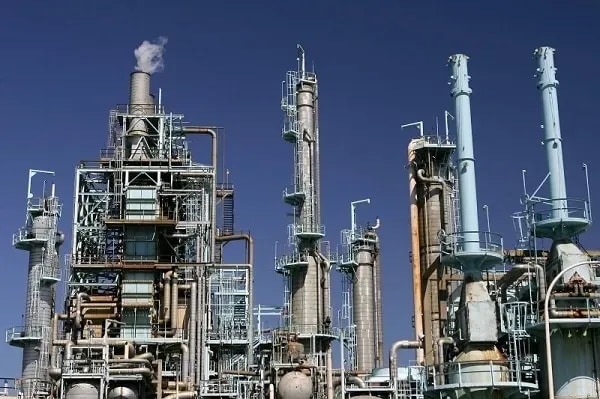 Price takers vs price fighters, competitive behaviour in downstream petroleum market