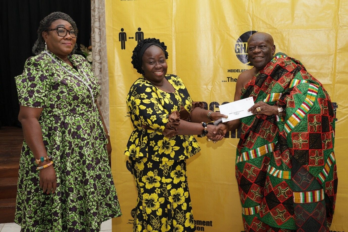 Ghacem Foundation support health and educational Institutions with 30,000 bags