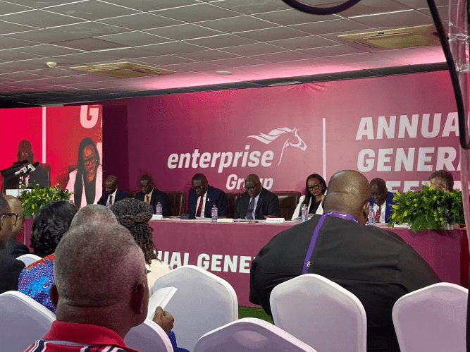 Enterprise grows insurance revenue 10%, raises dividend despite lower profit