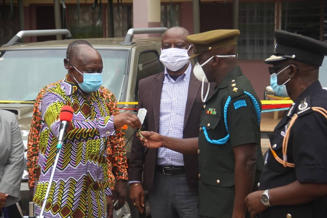 Ministry, Zoomlion present 5 pick-ups to Police and GAF….aimed at ensuring clean environs
