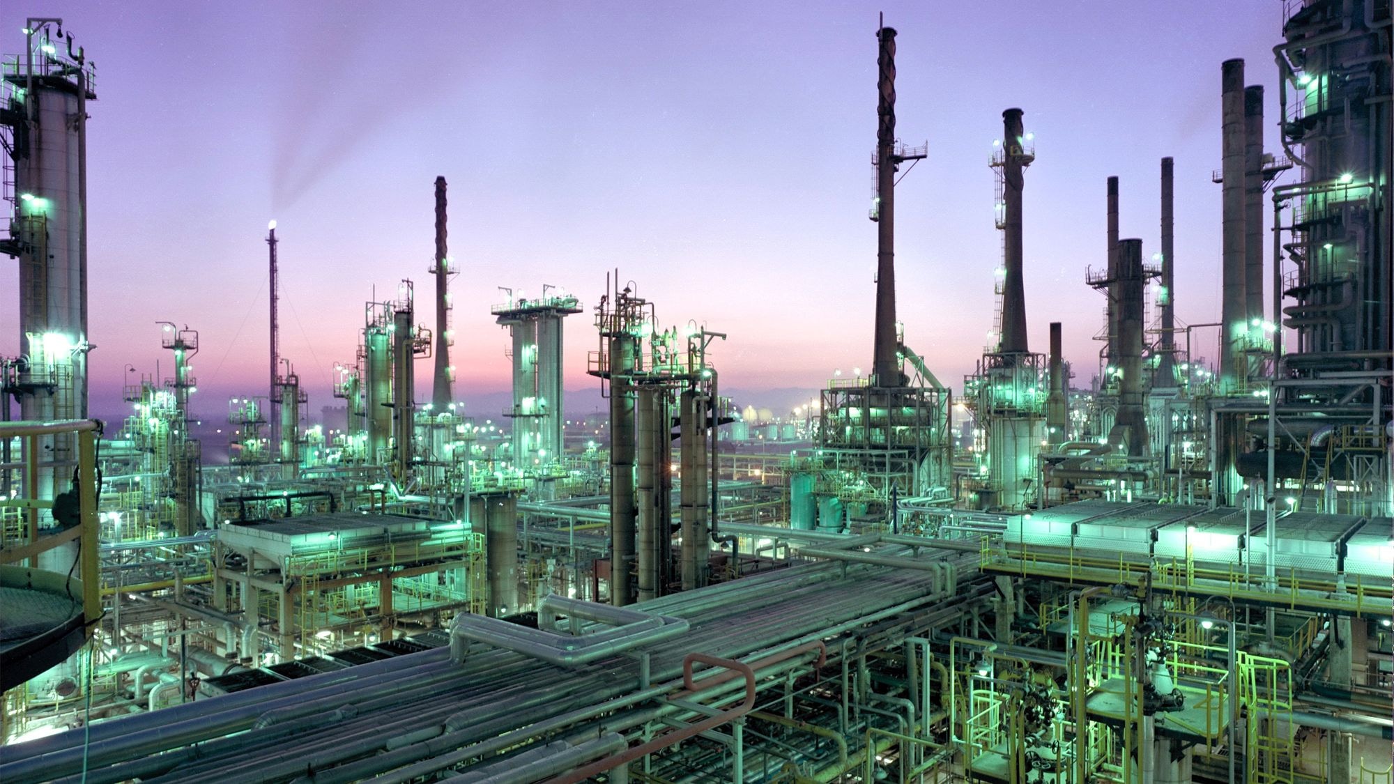 Renewed lockdowns threaten European refineries