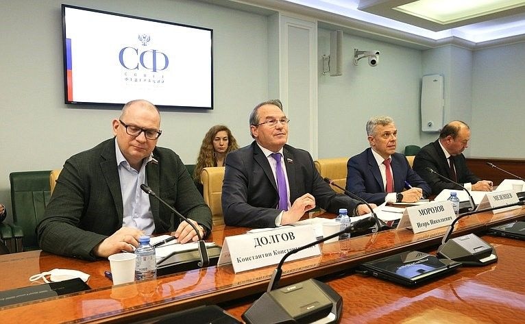European and Western sanctions push Russia to Africa