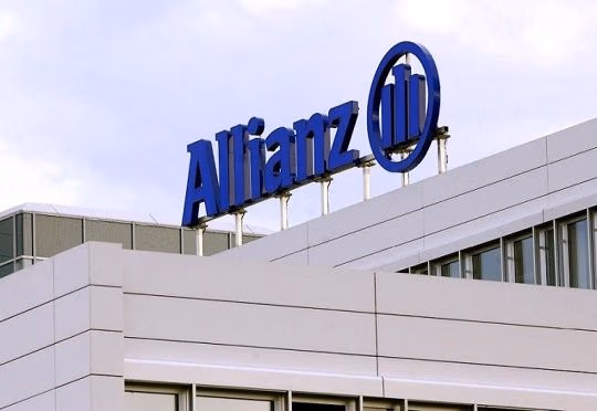 Allianz Insurance empowers students at Ashesi career fair