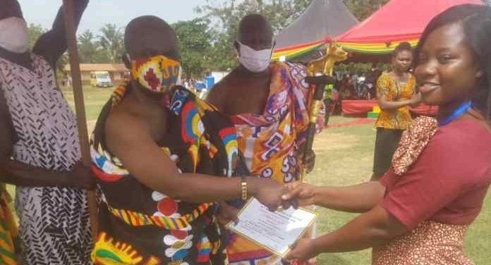 In the opposite direction: …A young lady’s determination to change the face of farming in Africa