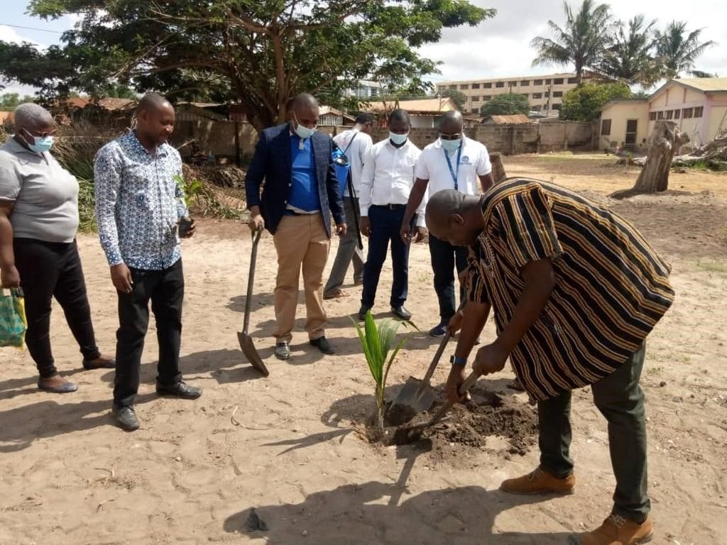 NIB plants 2000 trees to compliment Green Ghana initiative
