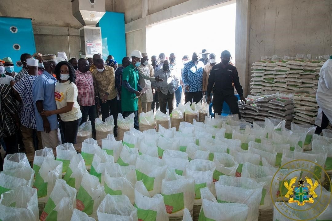 1D1F: Akufo-Addo inspects GH¢36m Walewale watermelon juice factory, rice factory