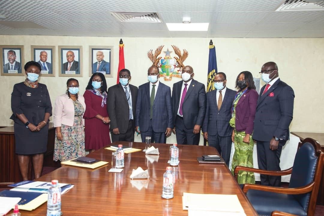 Institute of Directors-Ghana pays courtesy call on BoG Governor
