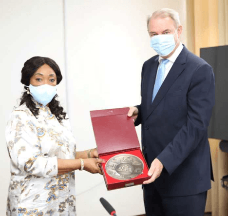 Netherlands Ambassador pays farewell visit to foreign minister