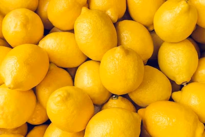 Lemons: Keep your heart healthy and fight kidney stones