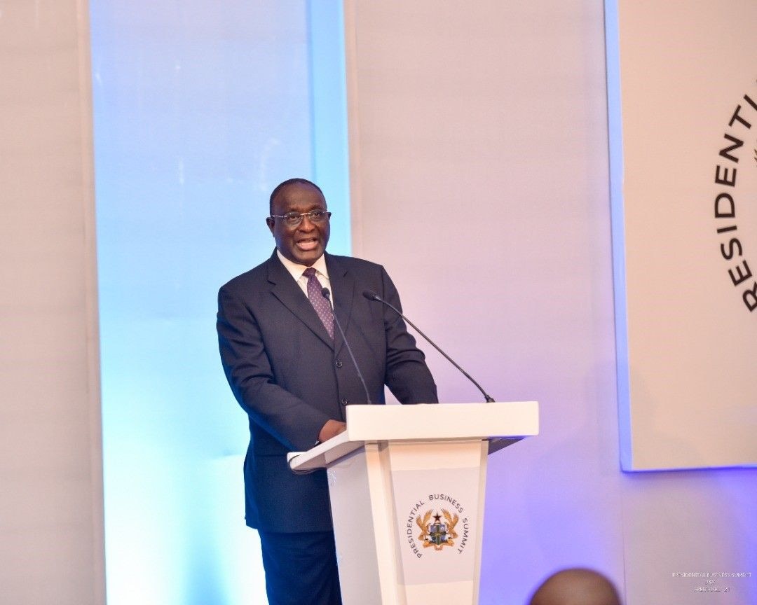 Alan lauds critical private sector role in economic recovery