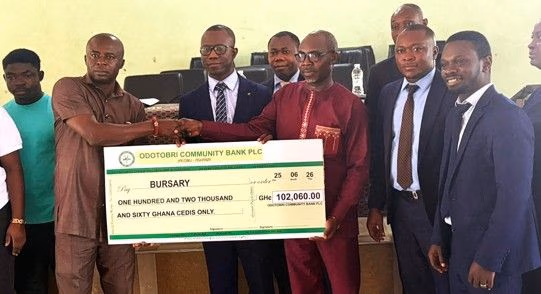Odotobri Community Bank offers scholarships to 83 deserving students