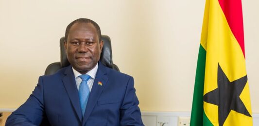 The Bank of Ghana (BoG) has directed that retail investors who do not want to participate in the rollover of 182-day cocoa bills be paid their maturities which were due on Thursday, January 19, 2023.