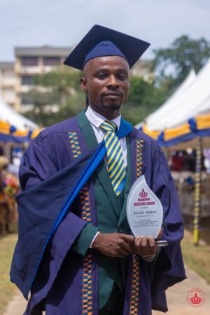 From right: Mr. Sylvester Oges, Technical Director – Kasapreko; Mr. Solomon Owusu Bonnah, HR Manager, Kasapreko; Prof. Charles Emmanuel Oppong, Dean of Student Affairs at Cape Coast Technical University; Mr. Isaac Addo, winner of the award; and a lecturer 