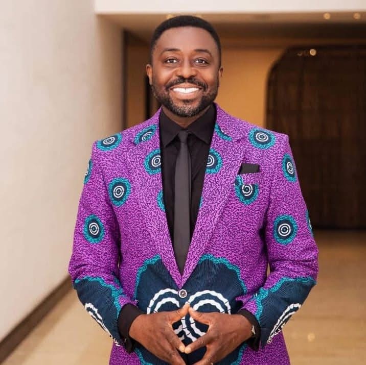 On Cue with Kafui Dey: From LinkedIn to Lagos: Building a personal brand that travels across borders